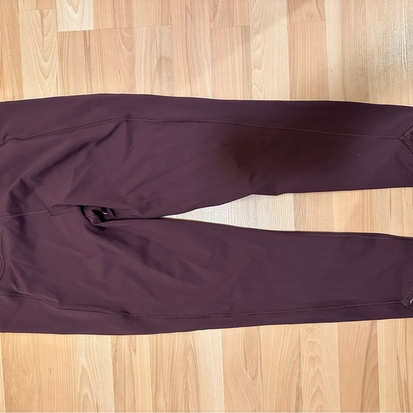 Lululemon Find Focus 7/8 Tight *25" - Picture 9 of 9